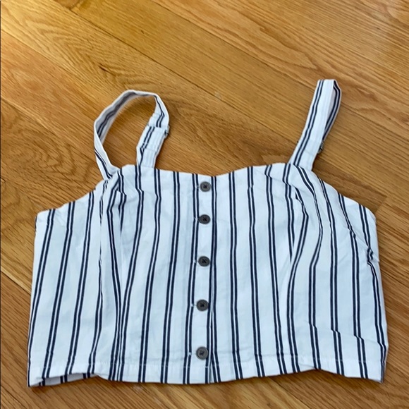 Kendall & Kylie Tops - Pacsun Crop Top Kendall & Kylie Tops - Pacsun Crop Top